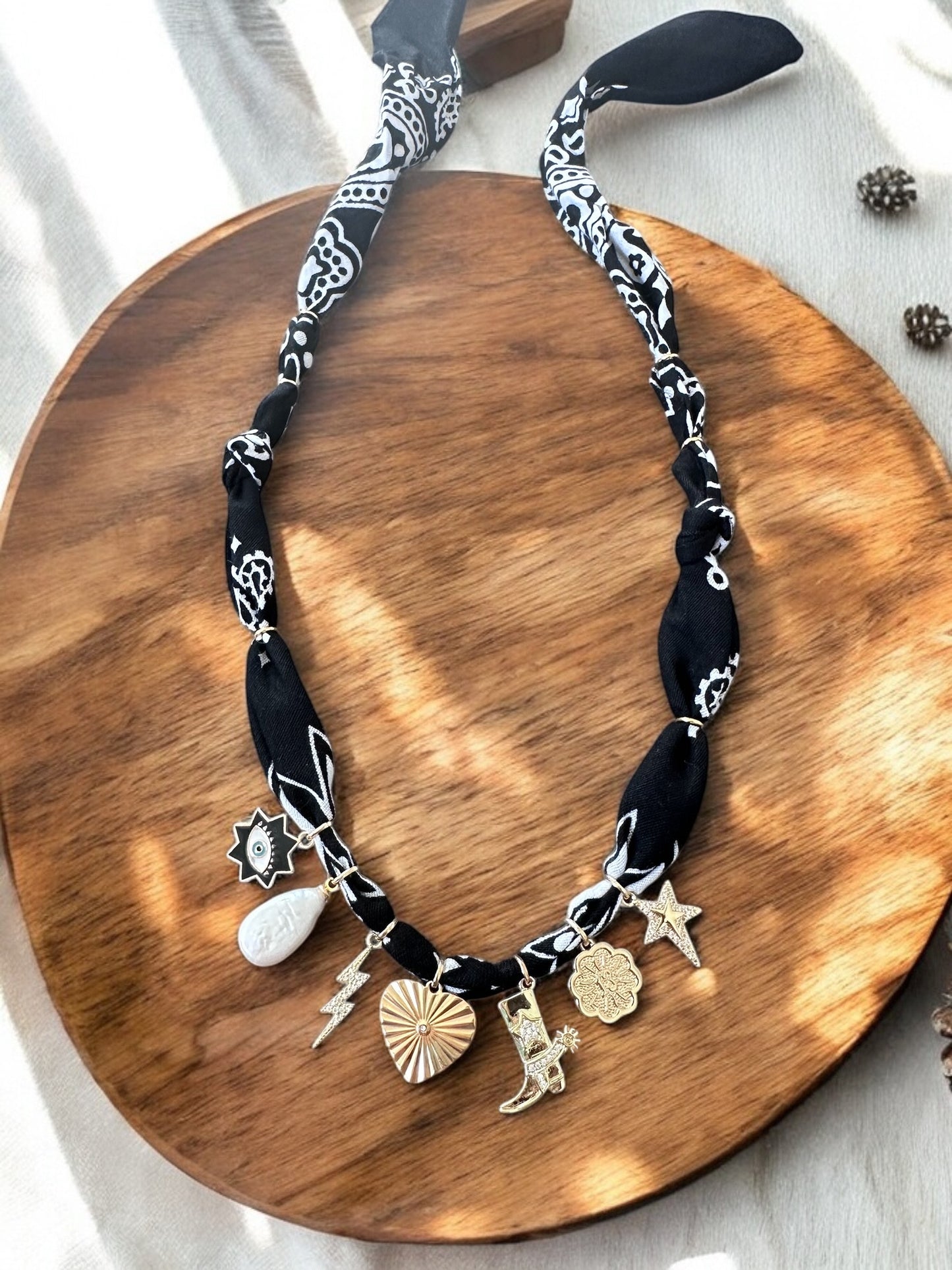 DIY Charmadana
