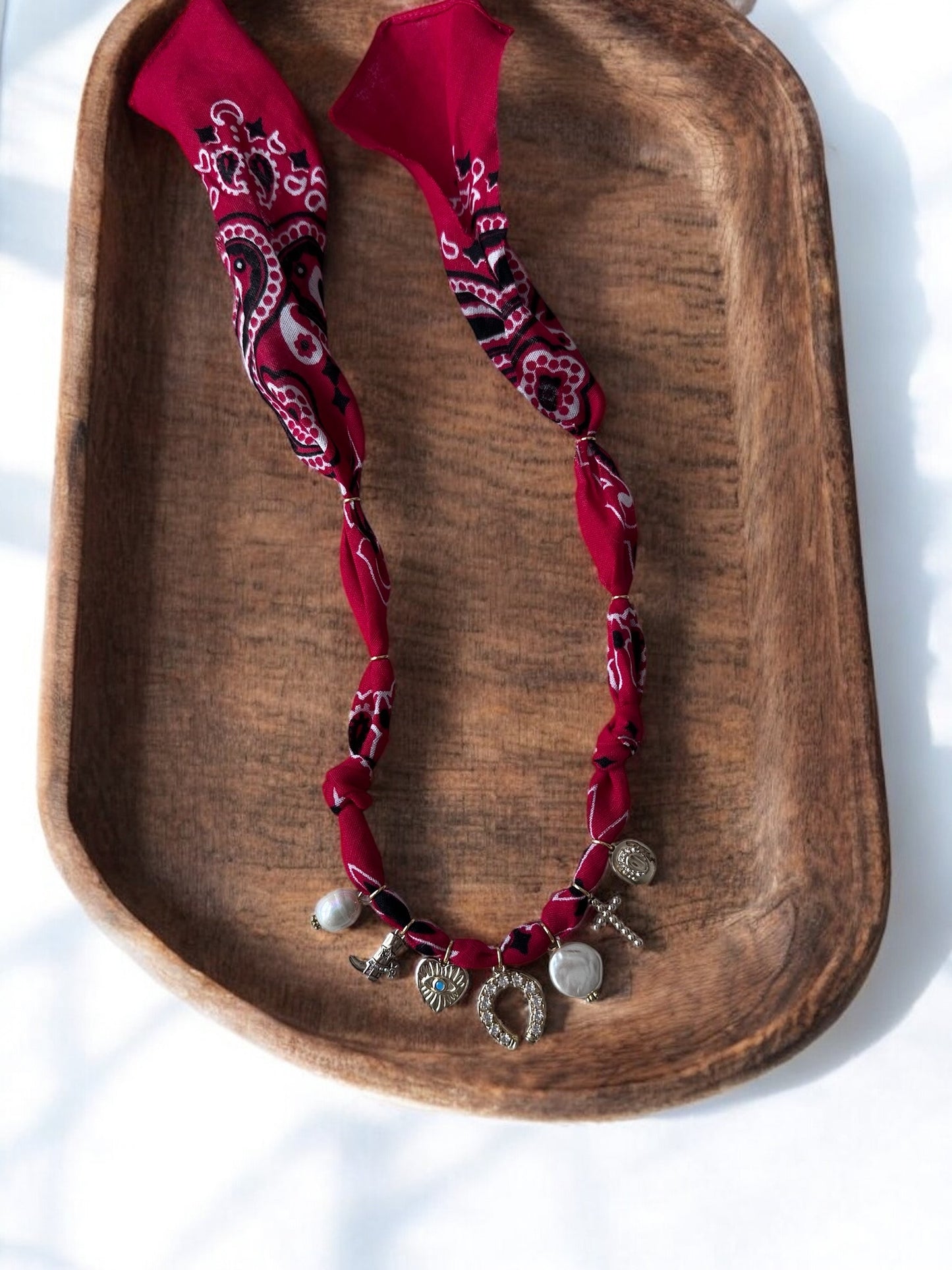 Red with Stone Horseshoe