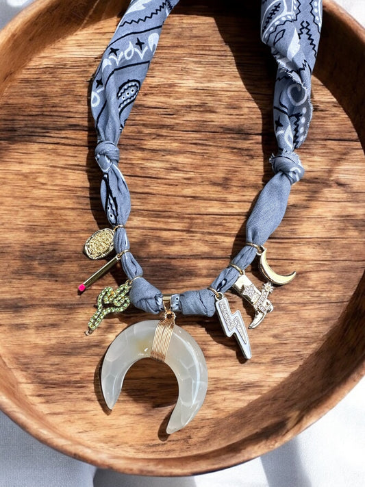 Light Grey with Large Stone Horn
