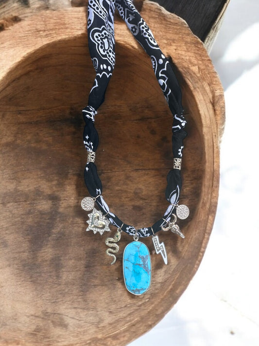 Black with Turquoise Oval