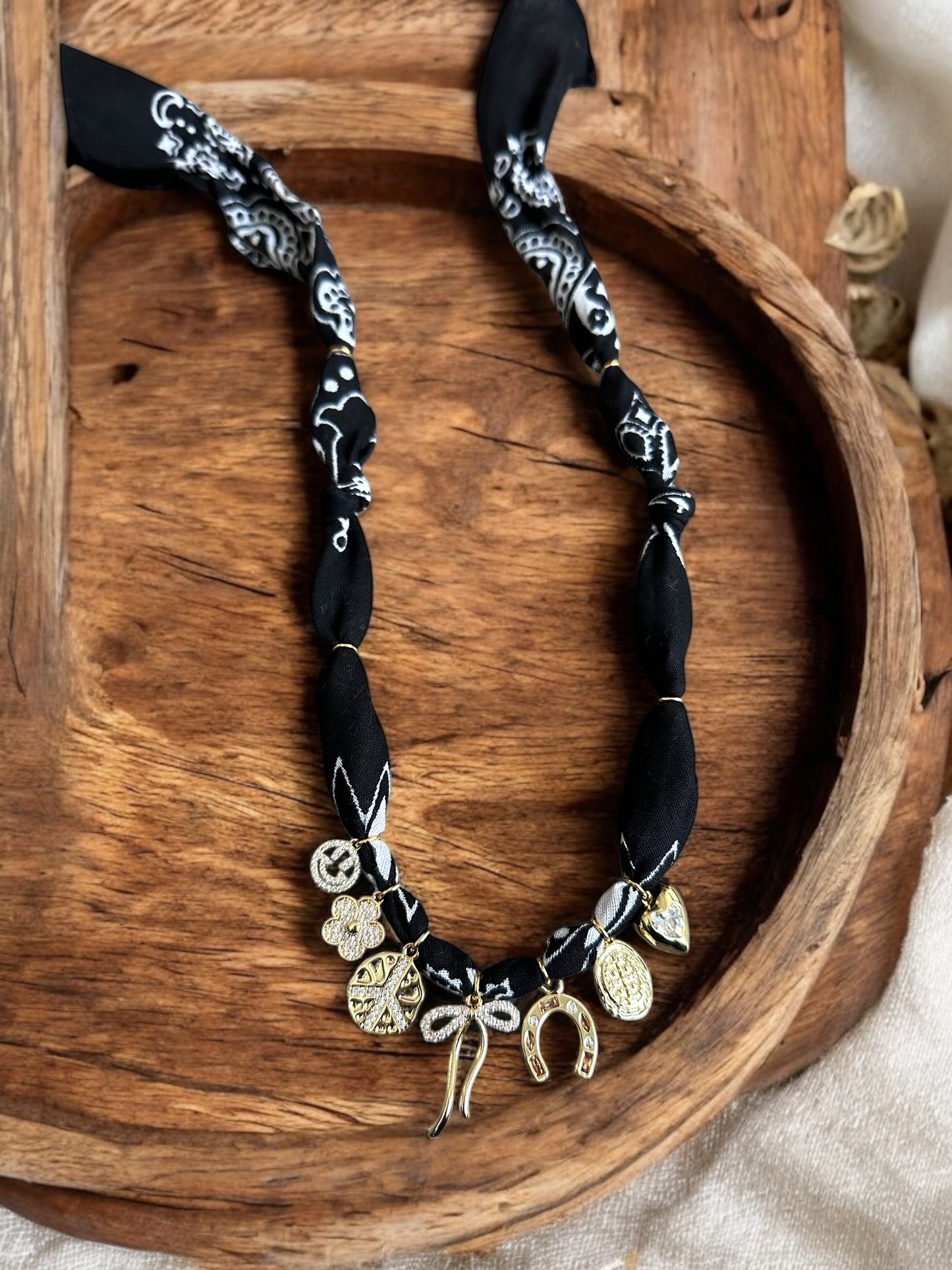 Black with Stone Bow