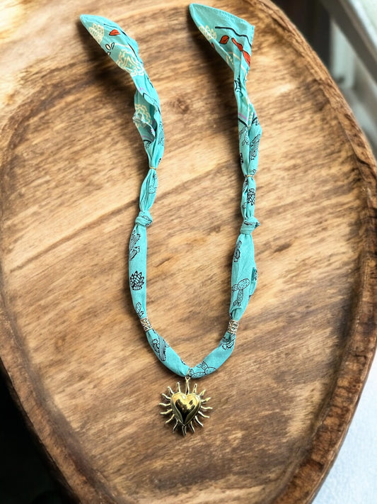 Traditional Bandana with Heart Rays